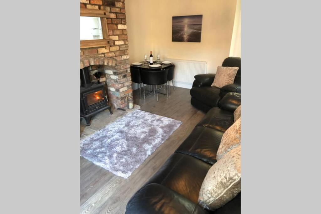 Dove Nest Cottage Blackpool 리탬 세인트 앤스 외부 사진